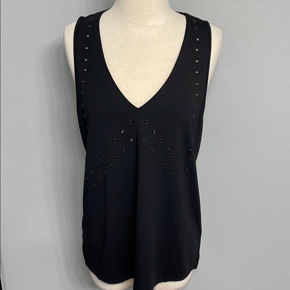 NWT Trouvé Black Sleeveless V Neck Top size M with Rivets.